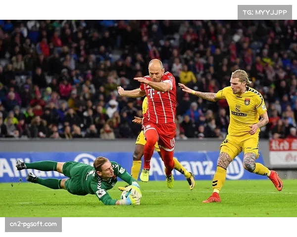 拜仁vs法兰克福：帕夫洛维奇凌空抽射开启进球盛宴